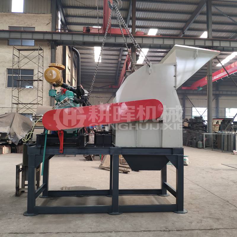 6缸柴油機(jī)鋸末機(jī)220馬力柴油鋸末粉碎機(jī)